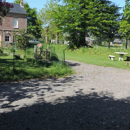 Belval Cottages Benouville  외부 사진