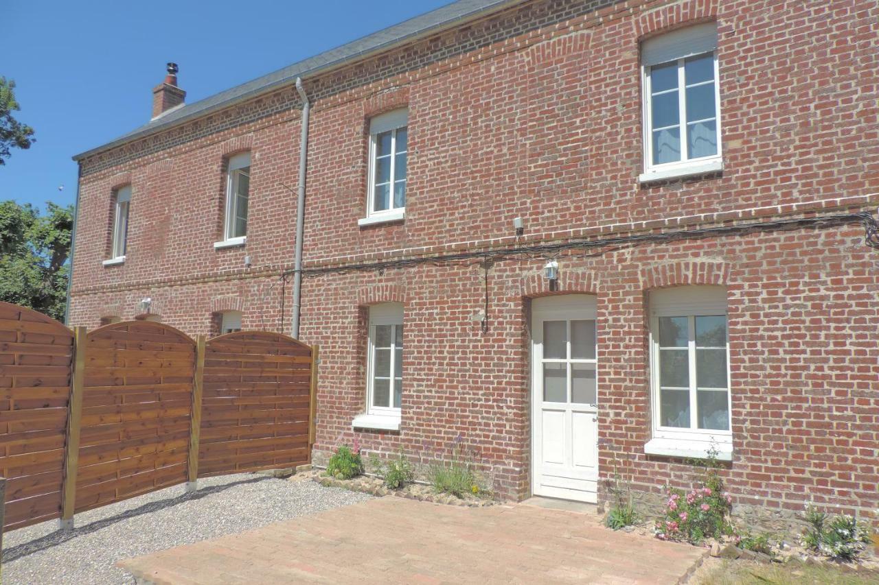 Belval Cottages Benouville  외부 사진