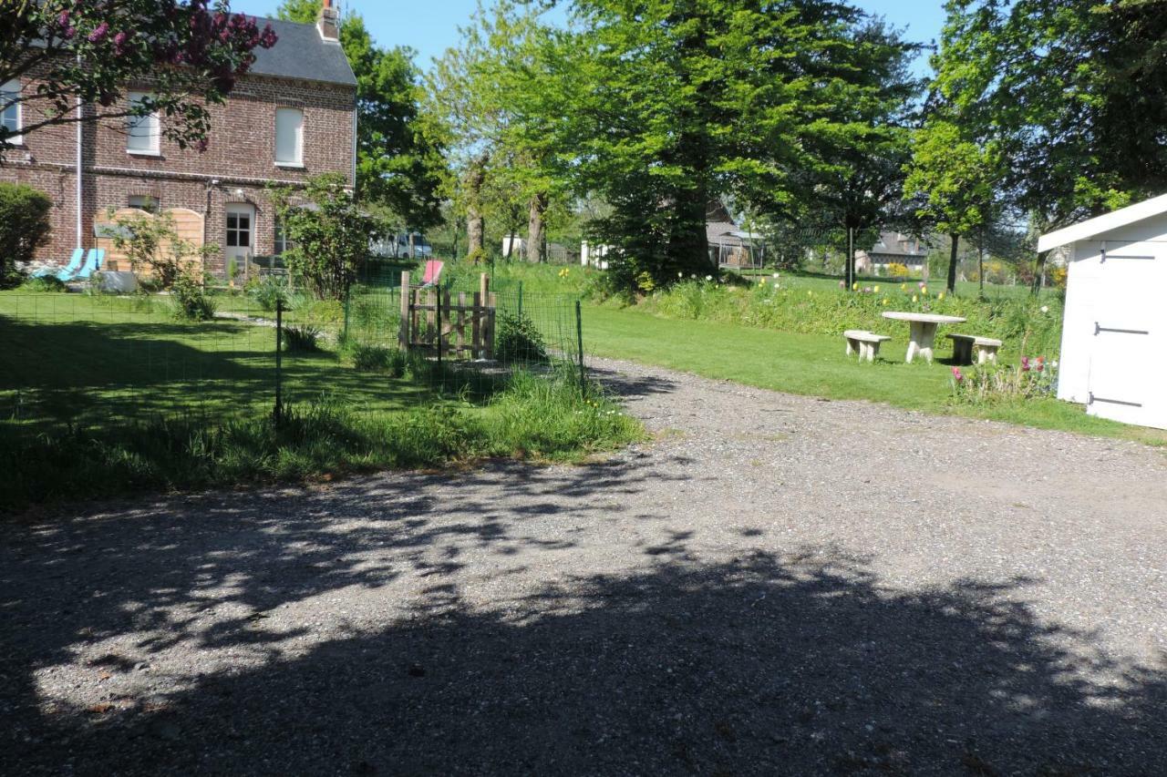Belval Cottages Benouville  외부 사진
