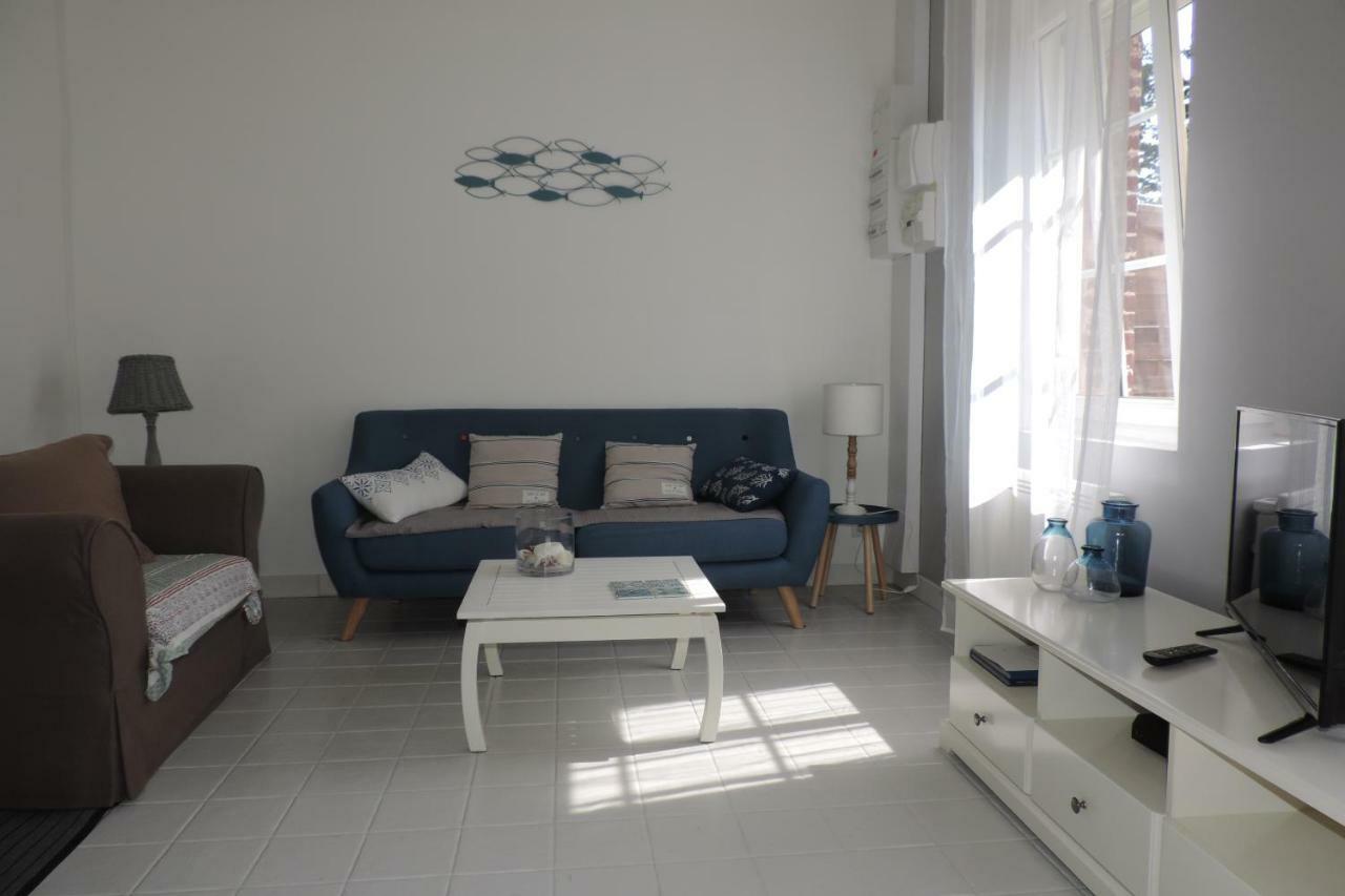 Belval Cottages Benouville  외부 사진